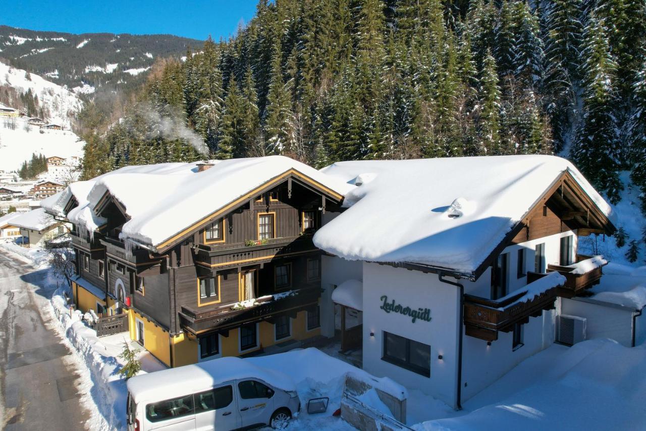 Pension Ledererguetl - Jokercard & Parkplatz Inkl Bed and Breakfast Saalbach-Hinterglemm Eksteriør billede